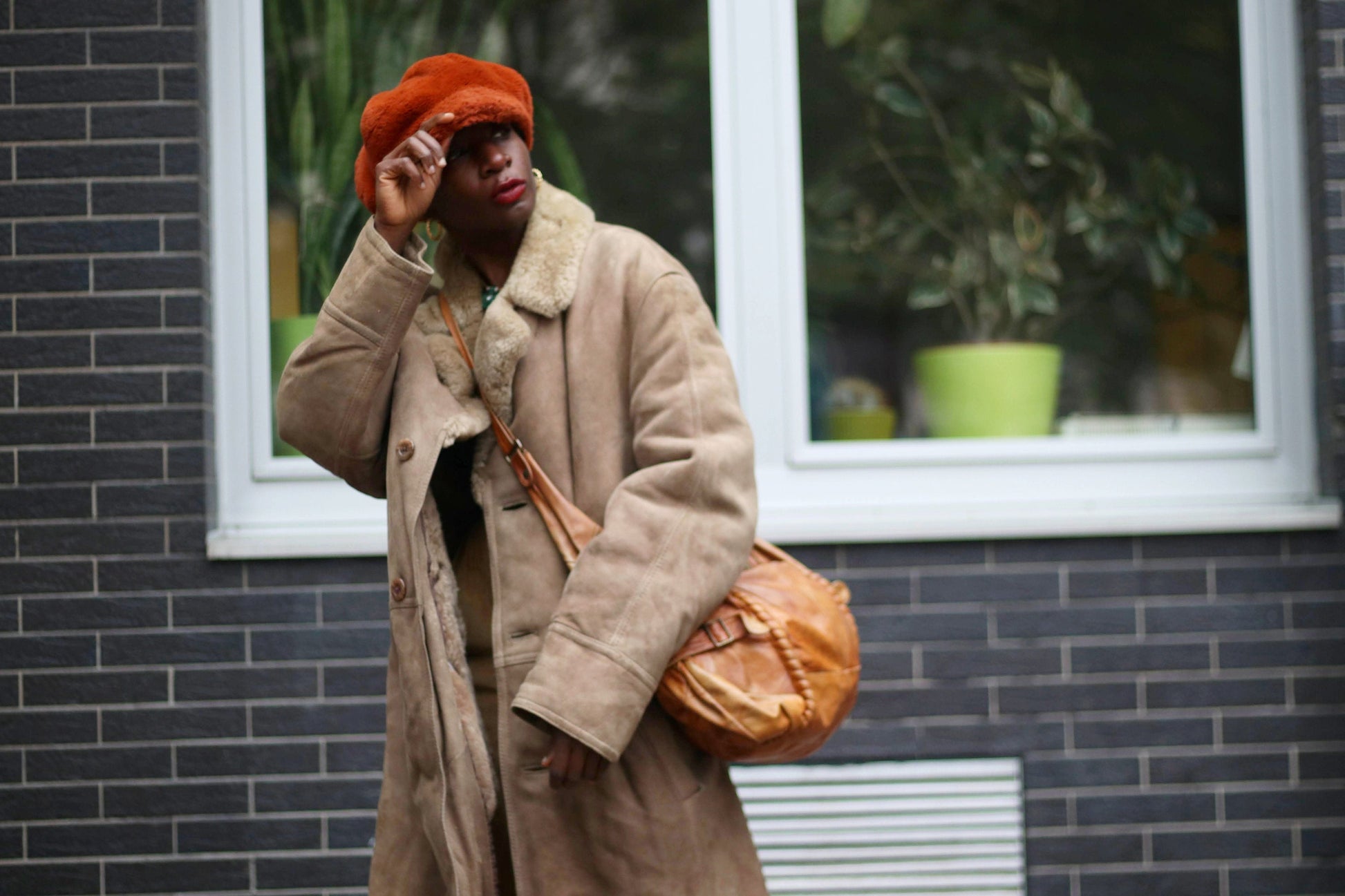 70s Shearling Coat| Vintage Brown Unisex Winter Coat| Oversized Minimalist Bohemian Outerwear