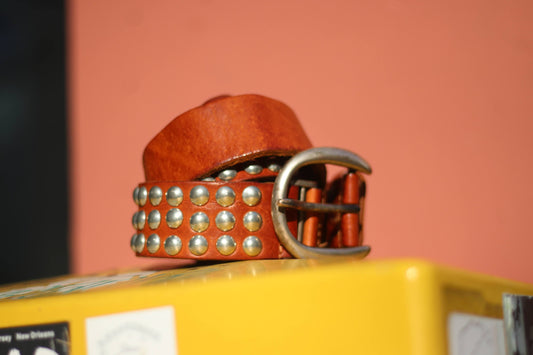 90s Leather Belt in Brown| Vintage brown belt with silver studded details. Americana Boho Cowgirl Belt Buckle