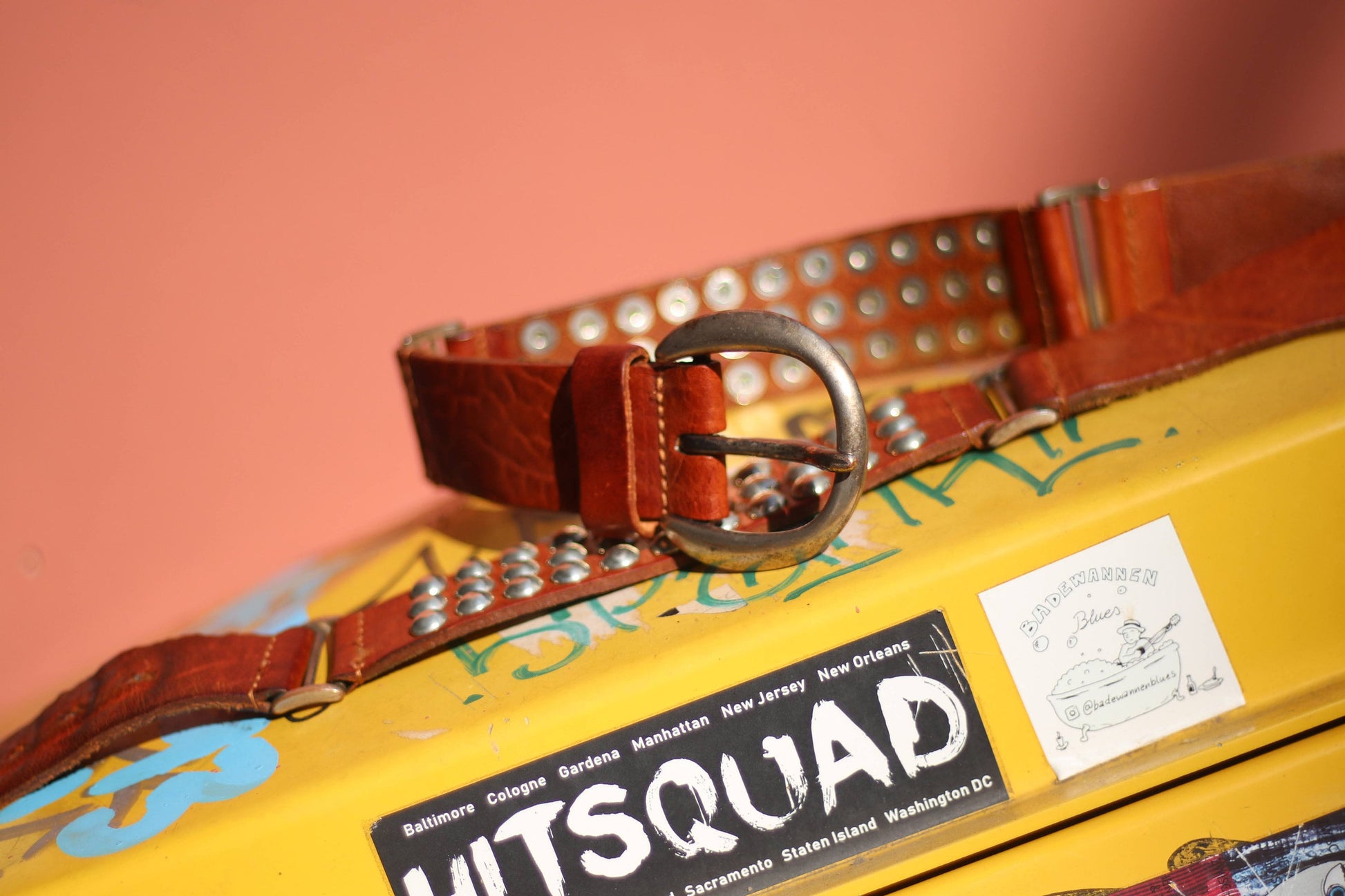 90s Leather Belt in Brown| Vintage brown belt with silver studded details. Americana Boho Cowgirl Belt Buckle