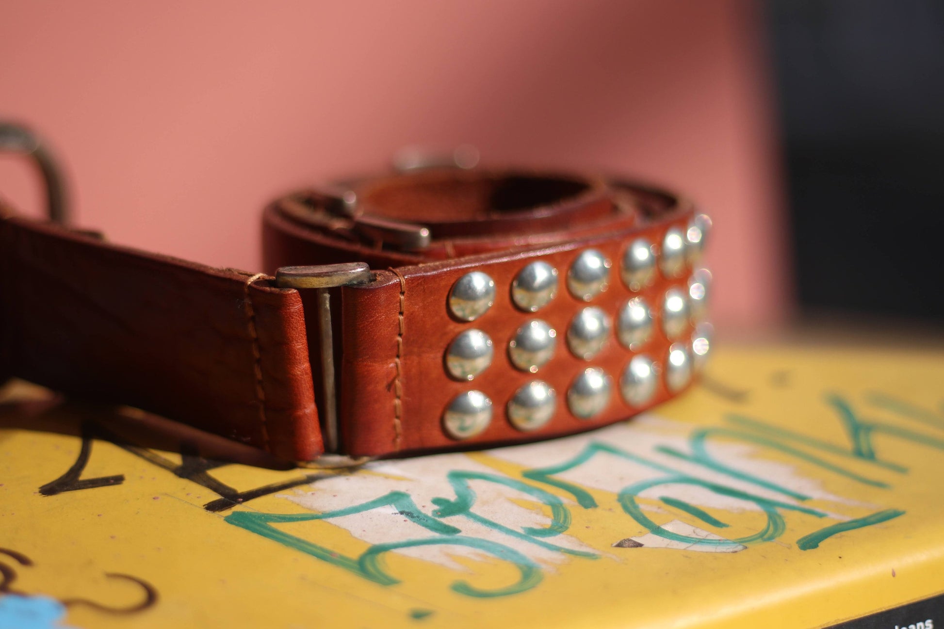 90s Leather Belt in Brown| Vintage brown belt with silver studded details. Americana Boho Cowgirl Belt Buckle