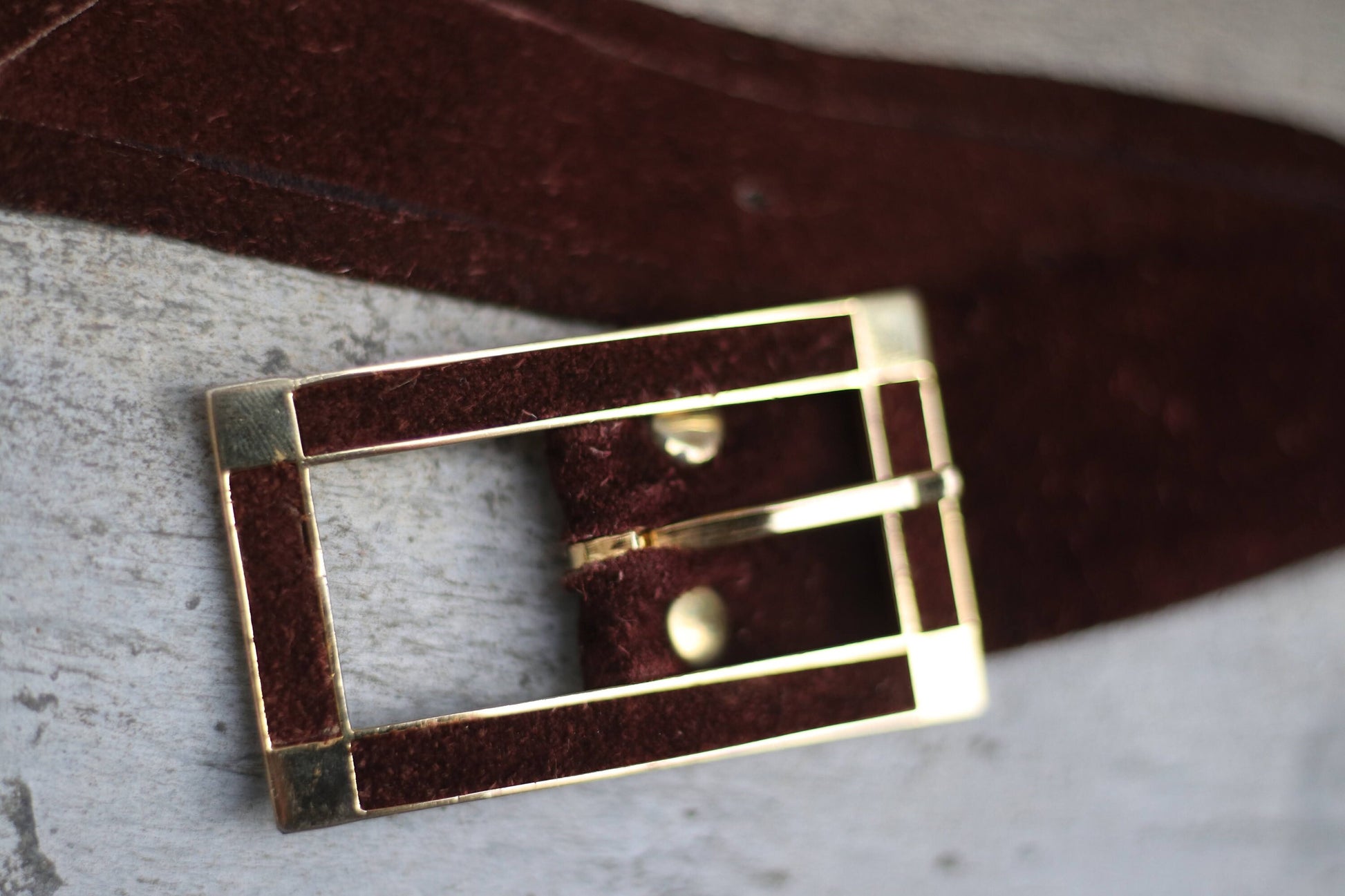 90s Brown Suede Belt | Minimalist everyday capsule wardrobe belt| Vintage Classic Elegant belt with statement buckle