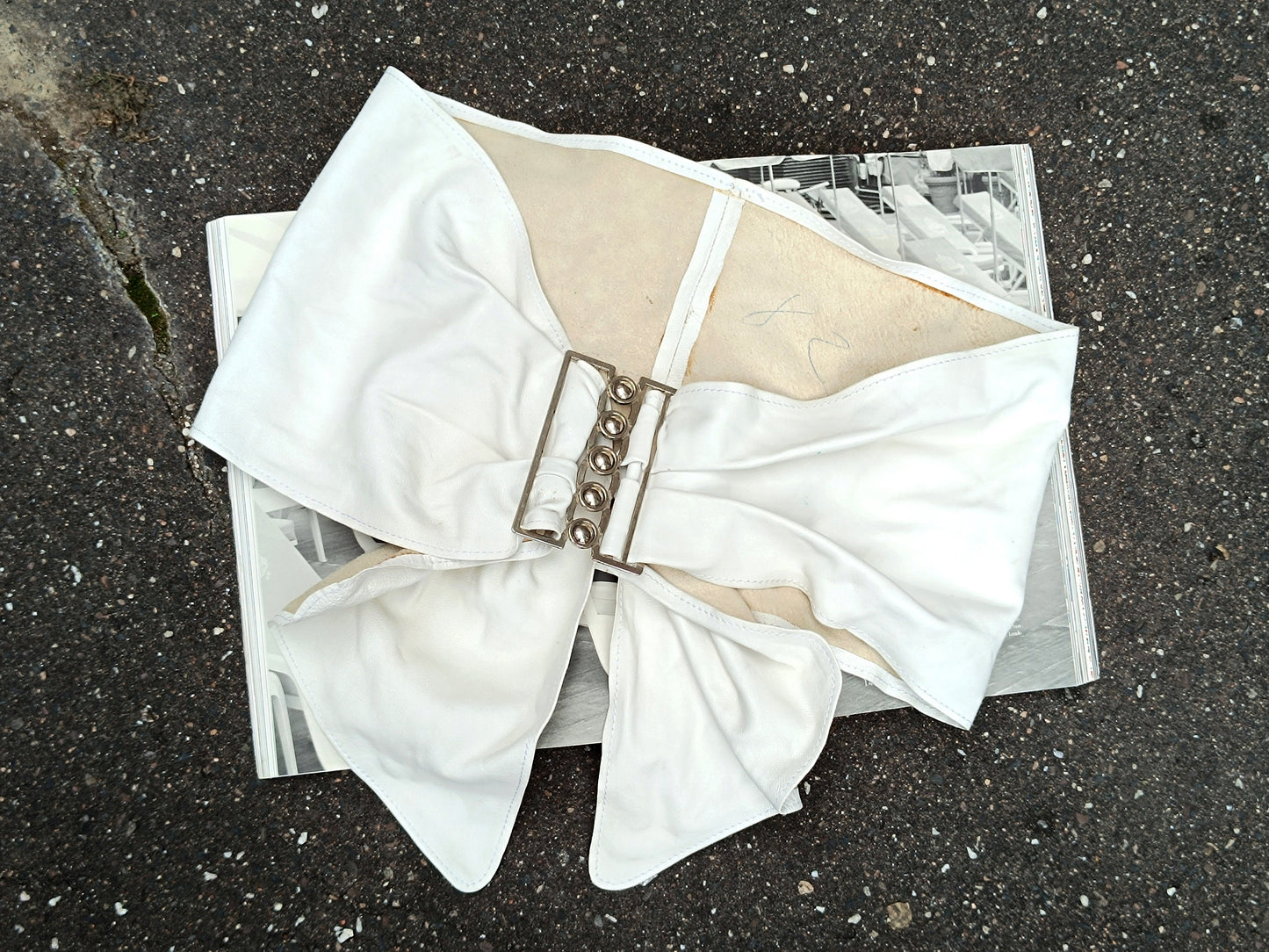 80s White Leather Belt | Vintage Statement oversized feminine belt| Fashion forward handmade waist belt