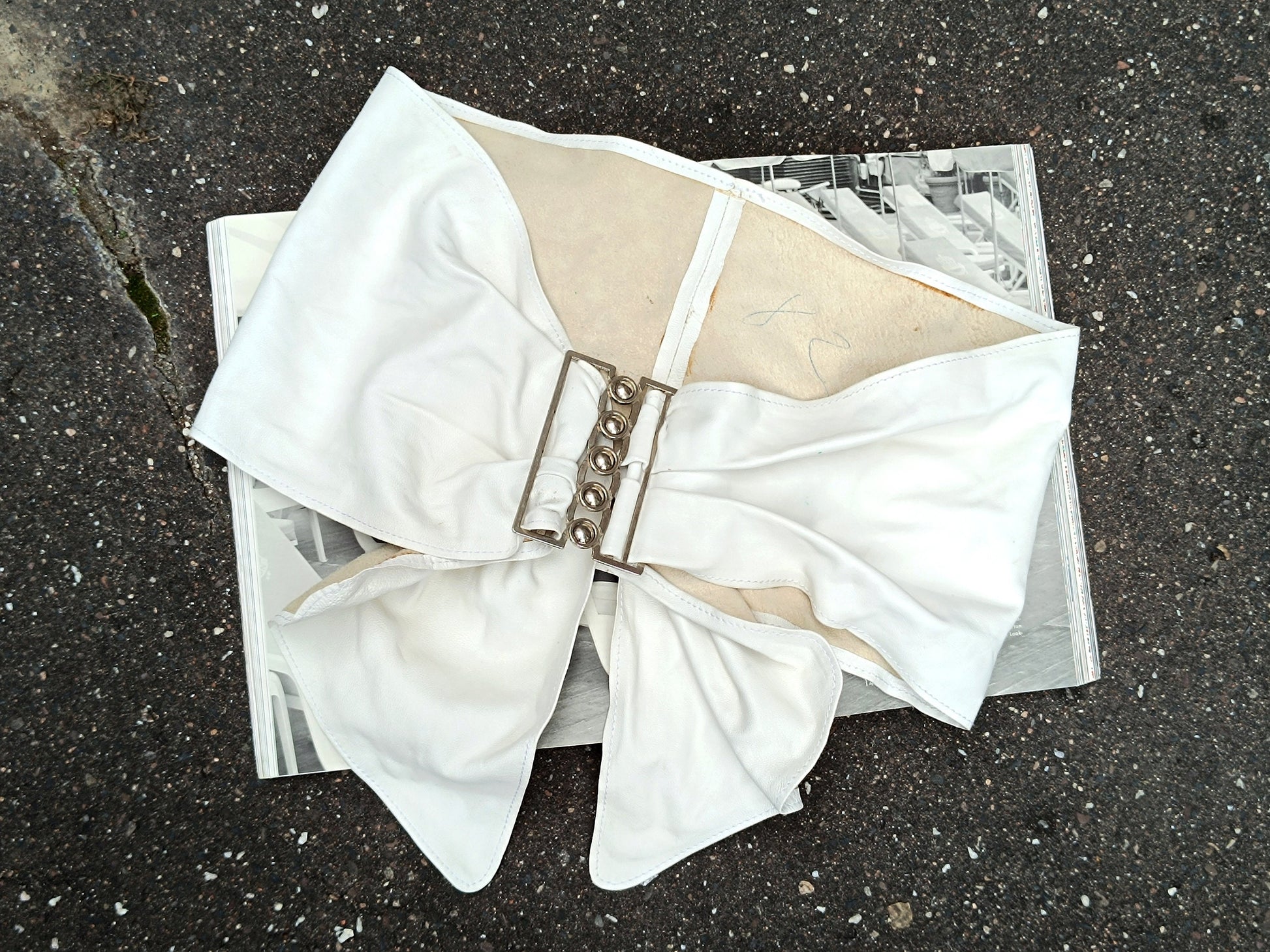 80s White Leather Belt | Vintage Statement oversized feminine belt| Fashion forward handmade waist belt