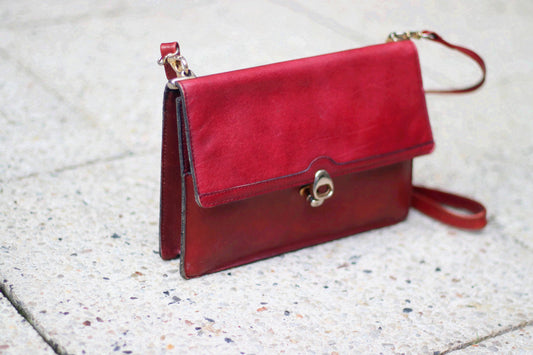 90s red leather handbag| Vintage compact shoulder bag| Minimalist Classic Leather clutch and mini shoulder bag
