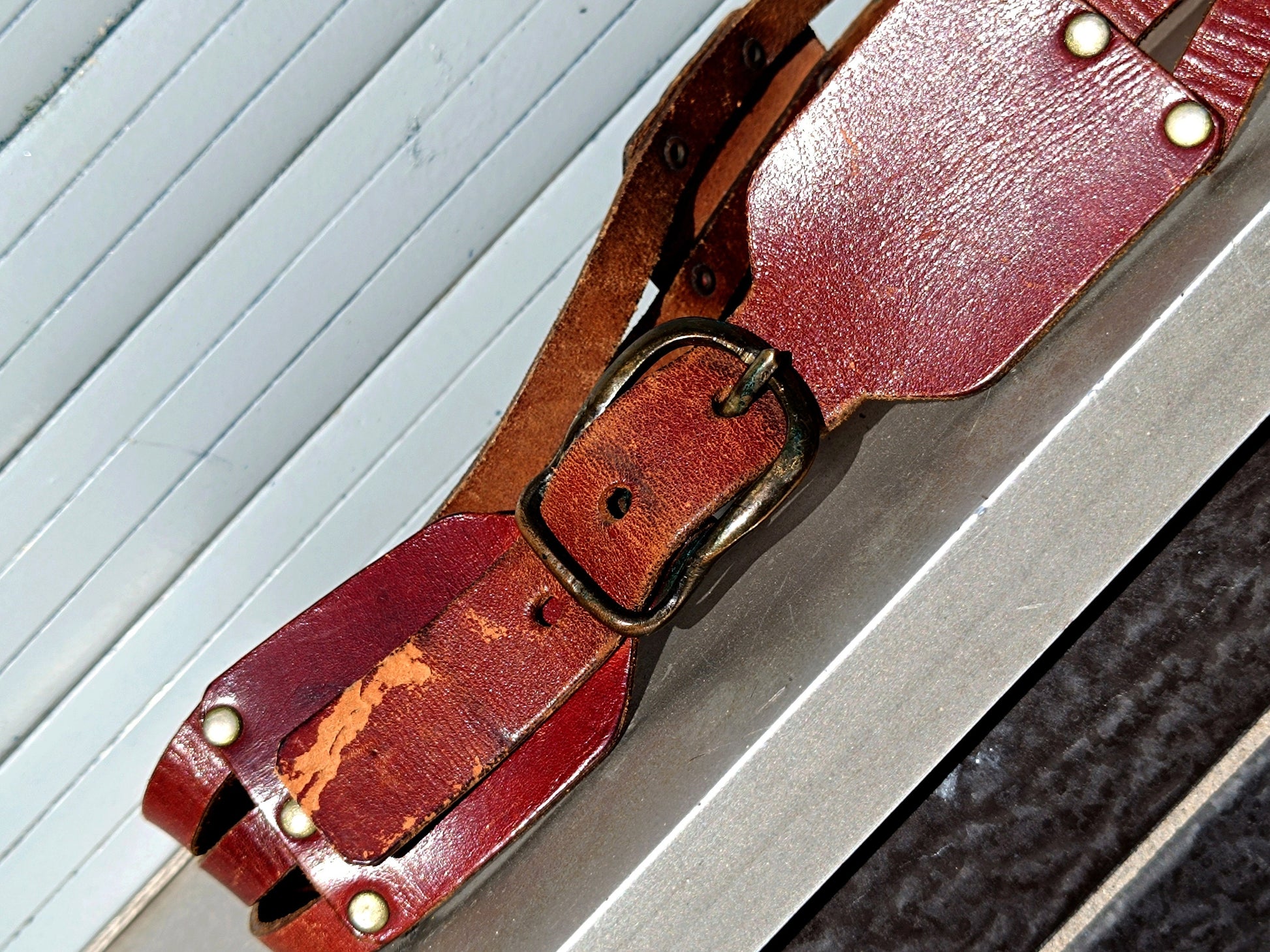 70s leather waistbelt| Vintage Feminine retro Brown Leather belt | Avant garde minimalist belt