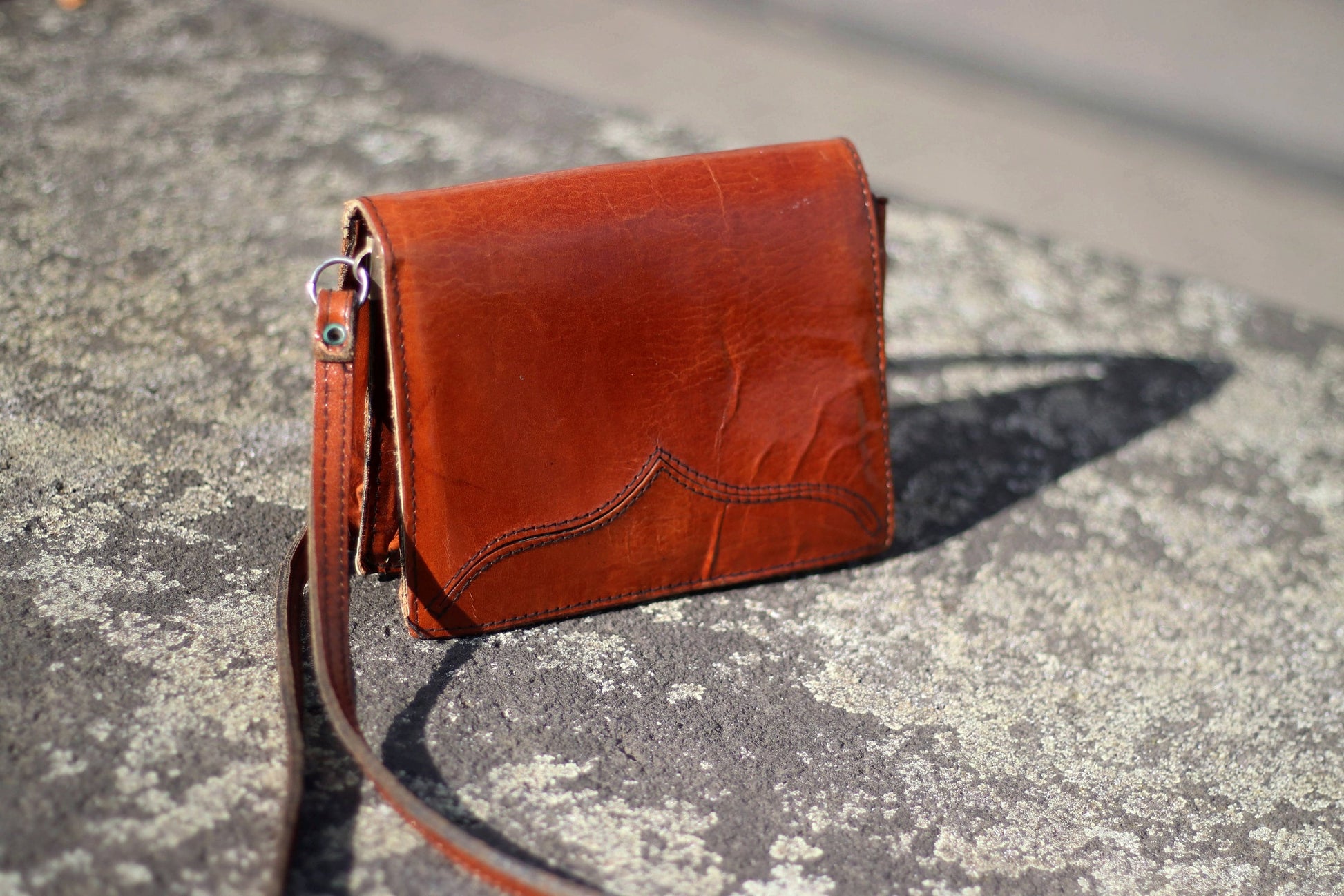 70s leather handbag| Vintage timeless brown shoulderbag| Classic mini crossbody bag