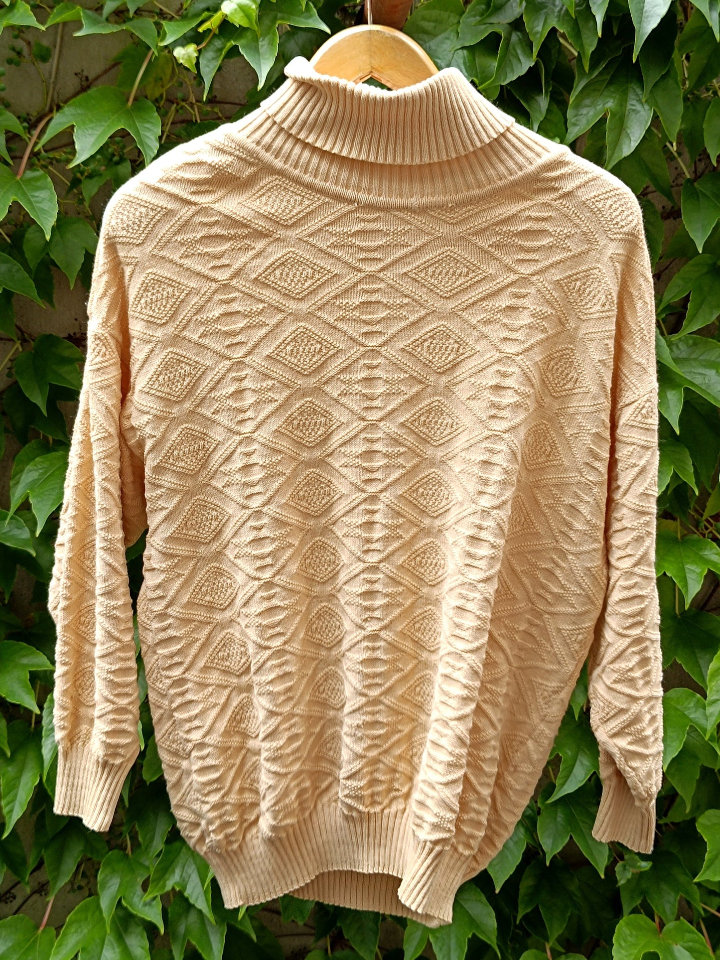 80s Brown Sweater| Vintage Winter Turtleneck| Minimalist long-sleeved textured knit