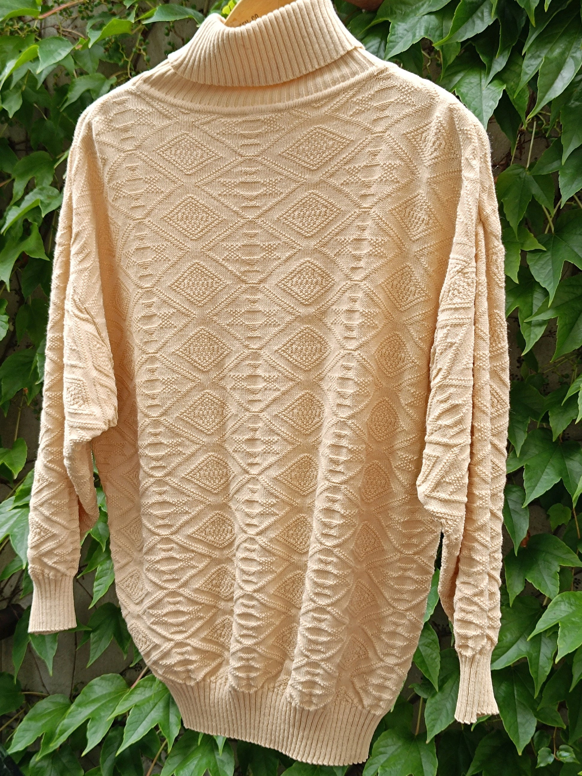 80s Brown Sweater| Vintage Winter Turtleneck| Minimalist long-sleeved textured knit