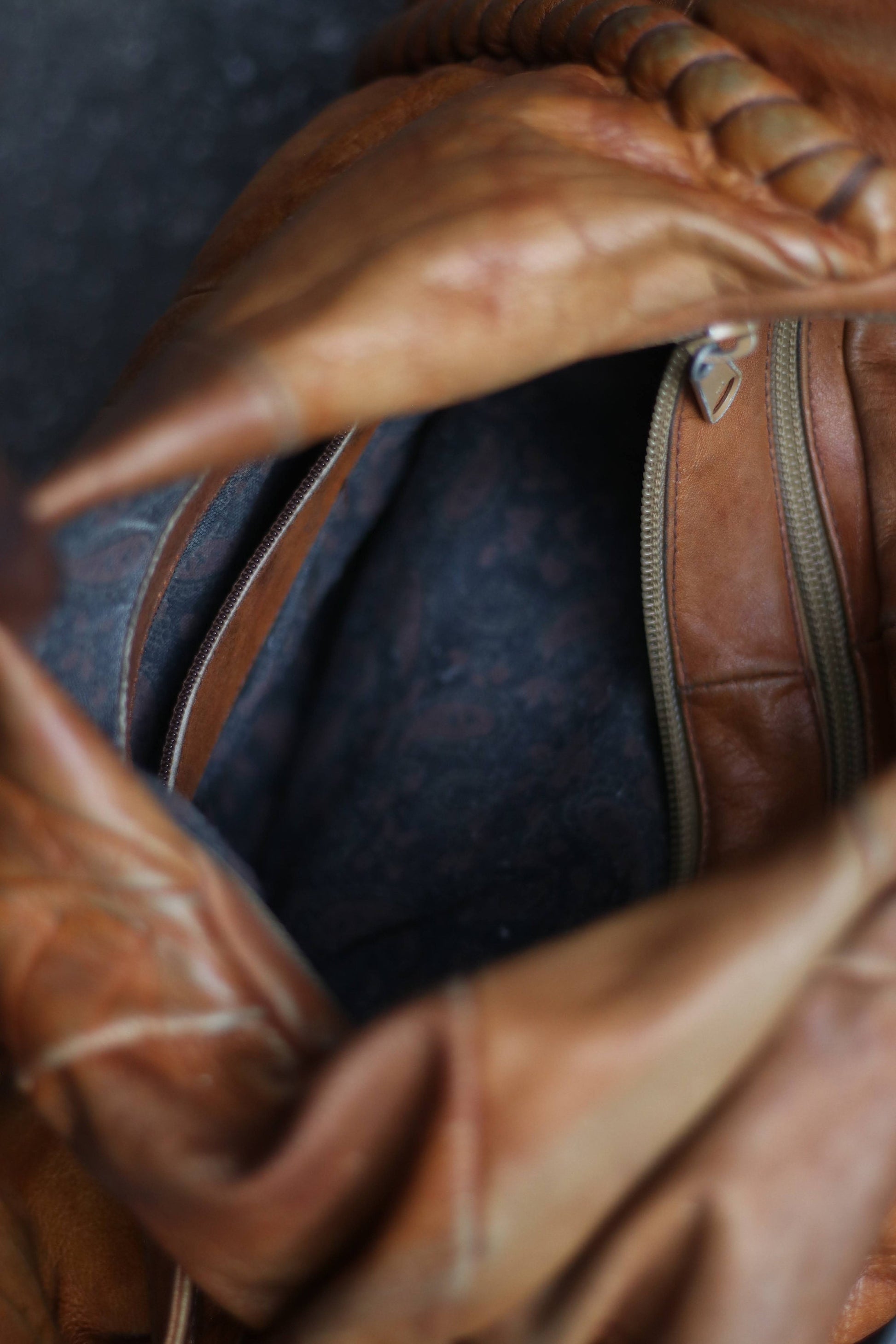 90s Brown Hobo Bag| Vintage Leather Crossbody bag| Bohemian shoulder bag with Woven Details
