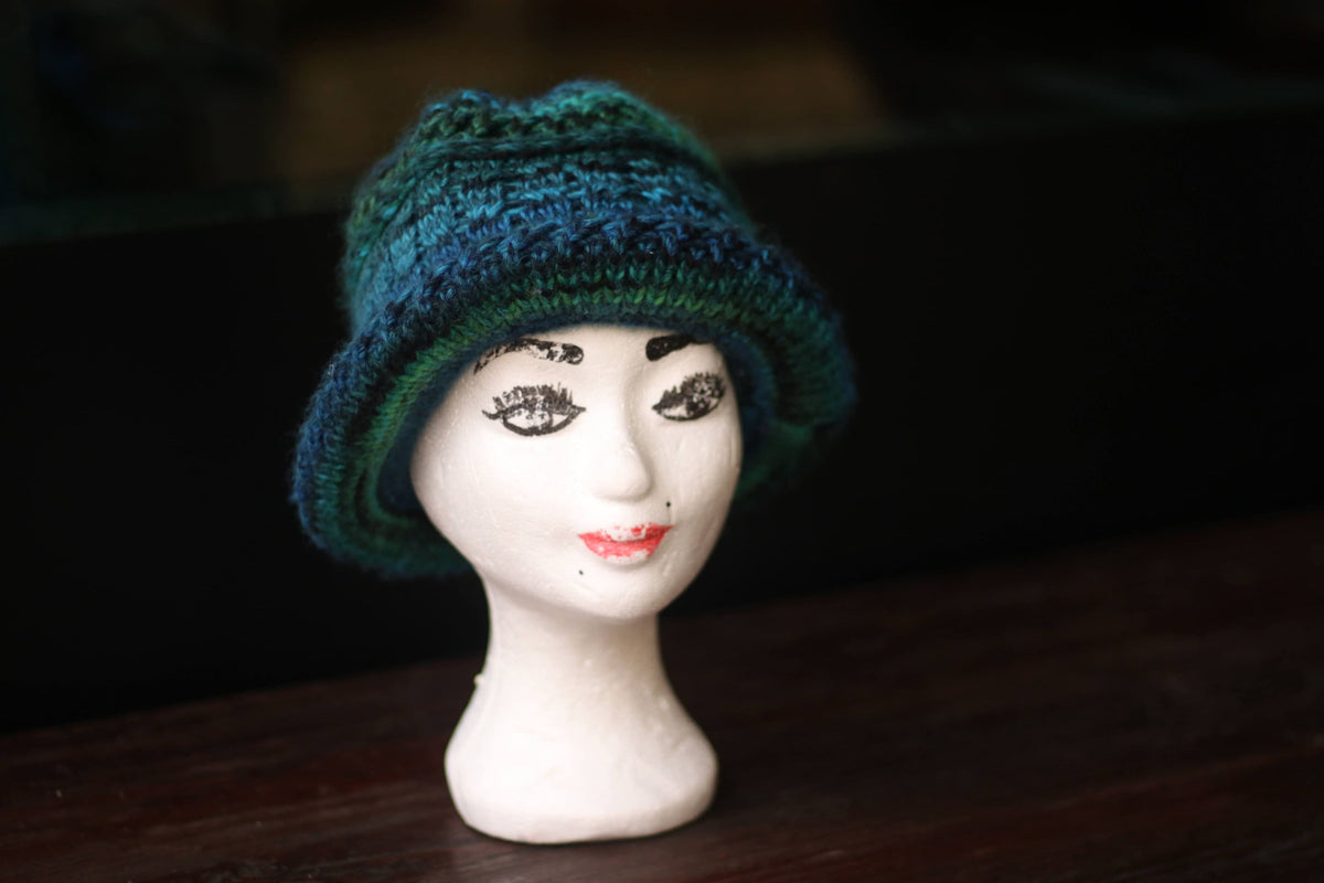 Gebeana Germany Woman Winter Hat  ONE Size 90s Gebeana Hat| Vintage Multicolored Knitted Winter Beanie  main image 3