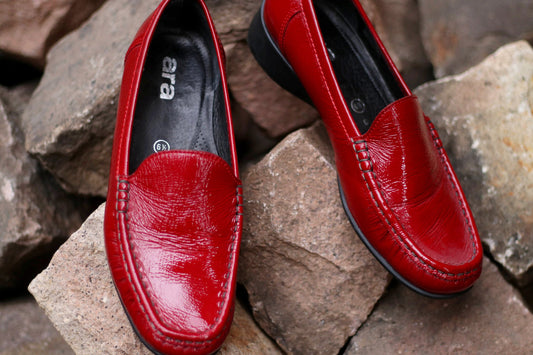 90s Red ARA Loafers| Vintage Women's Minimalist Slip ins| Preppy Flat Everyday Shoes