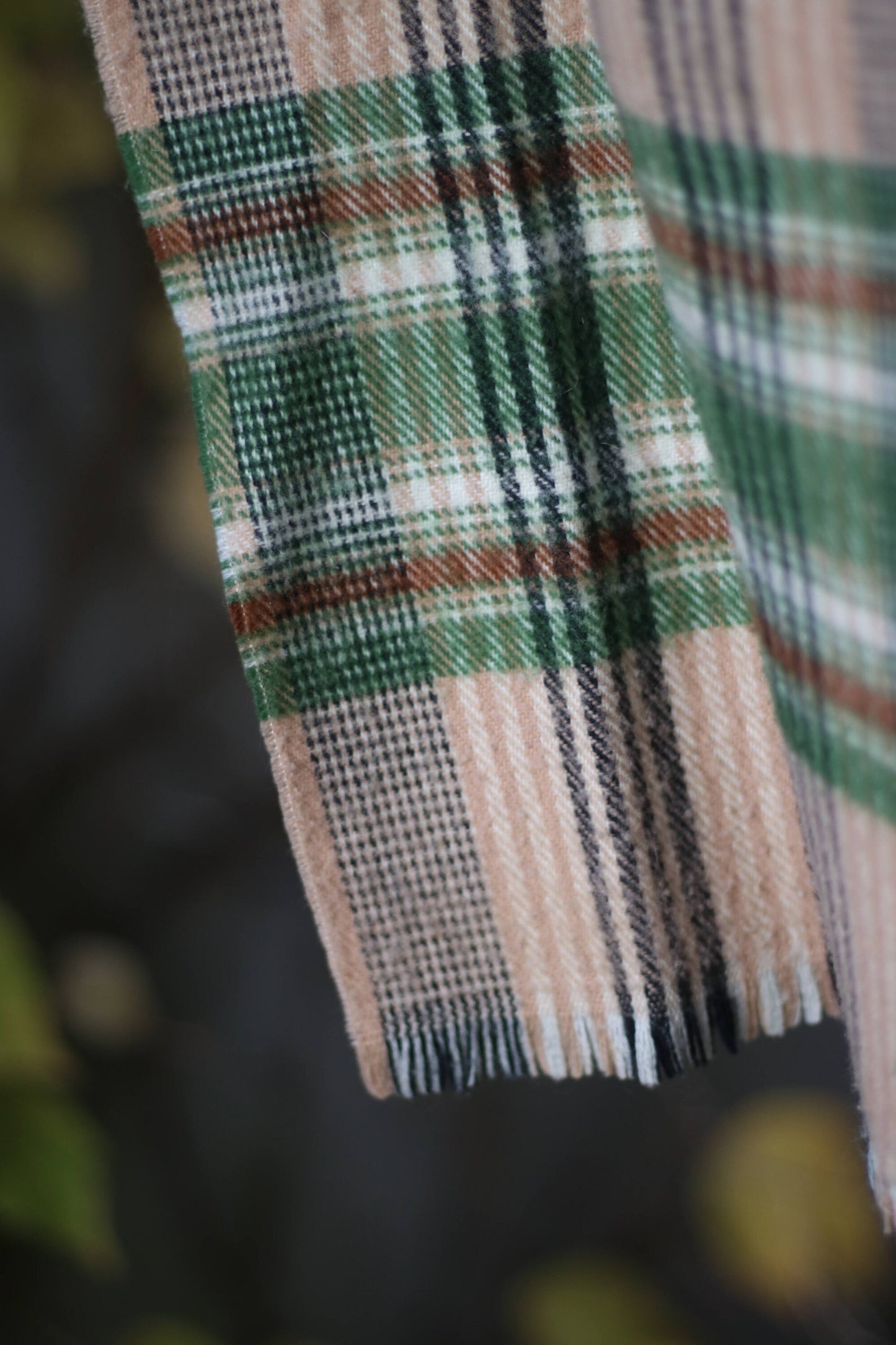 Y2k Unisex Scarf | Vintage Minimalist Checkered Winter accessory| Women's winter scarf| Classic men's scarf