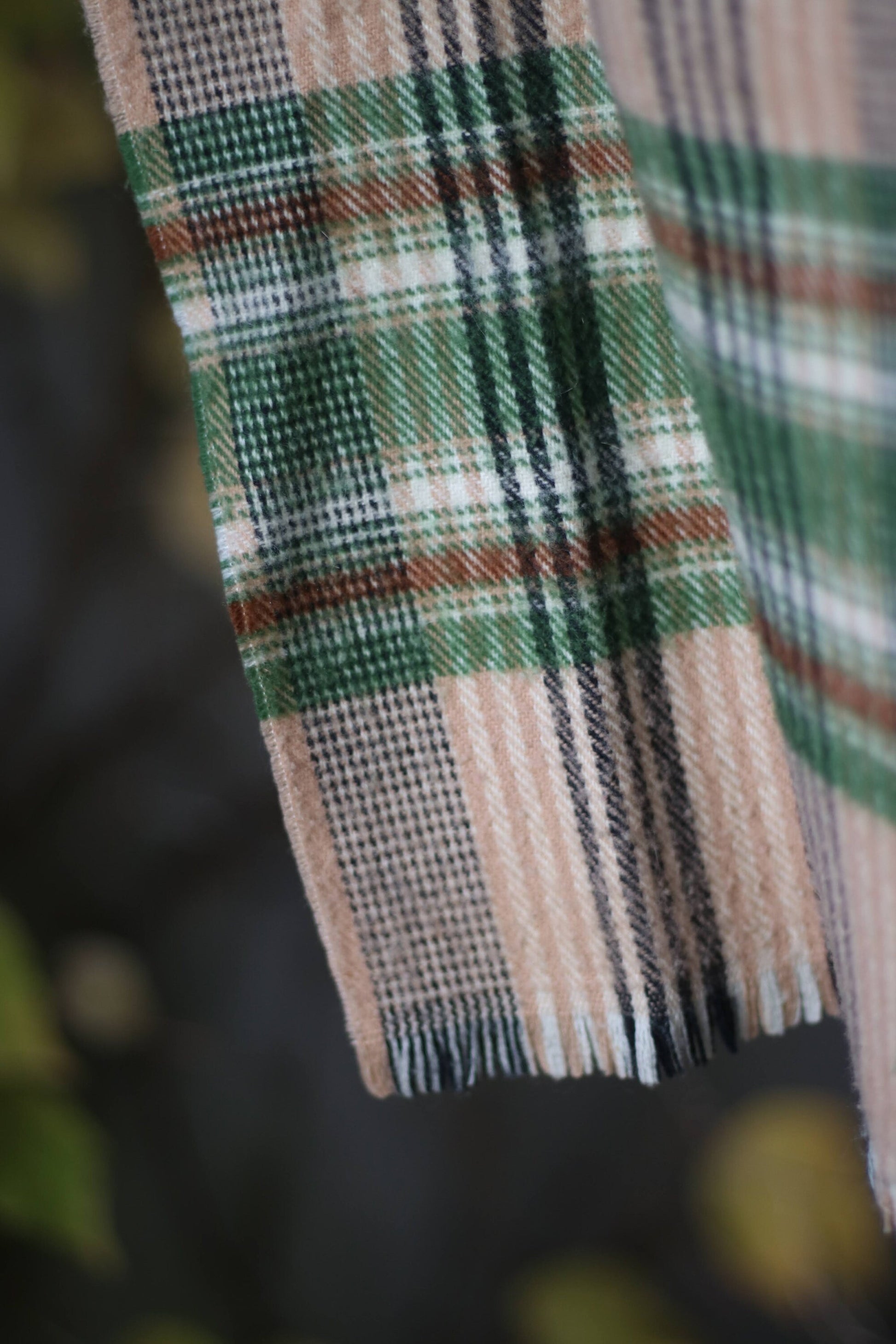 Y2k Unisex Scarf | Vintage Minimalist Checkered Winter accessory| Women's winter scarf| Classic men's scarf