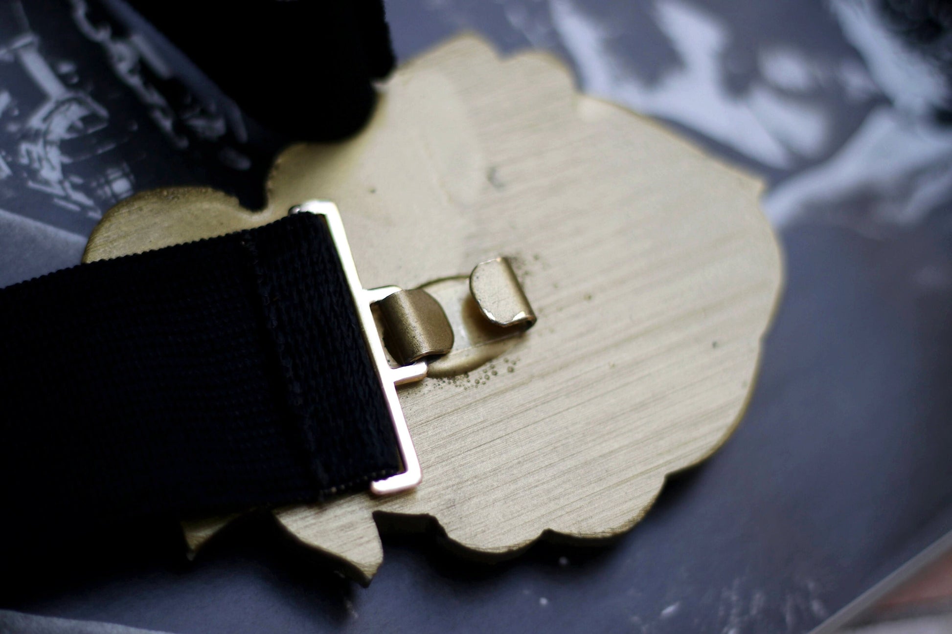 80s Floral Belt| Vintage Dark Glamor Waist Belt with statement buckle| Women's Gold and Black toned Belt