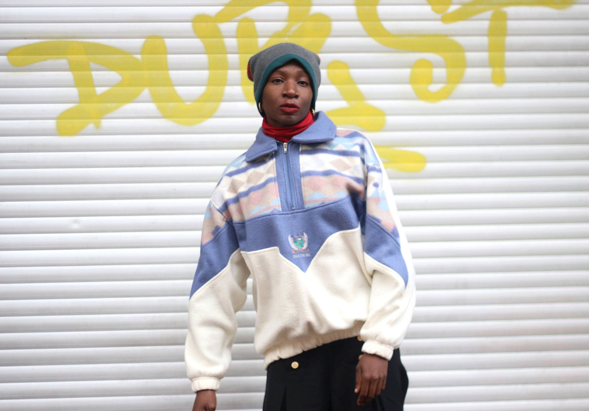90s Women's Blue and White Fleece | Vintage Winter Sweatshirt| Crazy pattern Women's Sweater| Streetstyle abstract print knit|