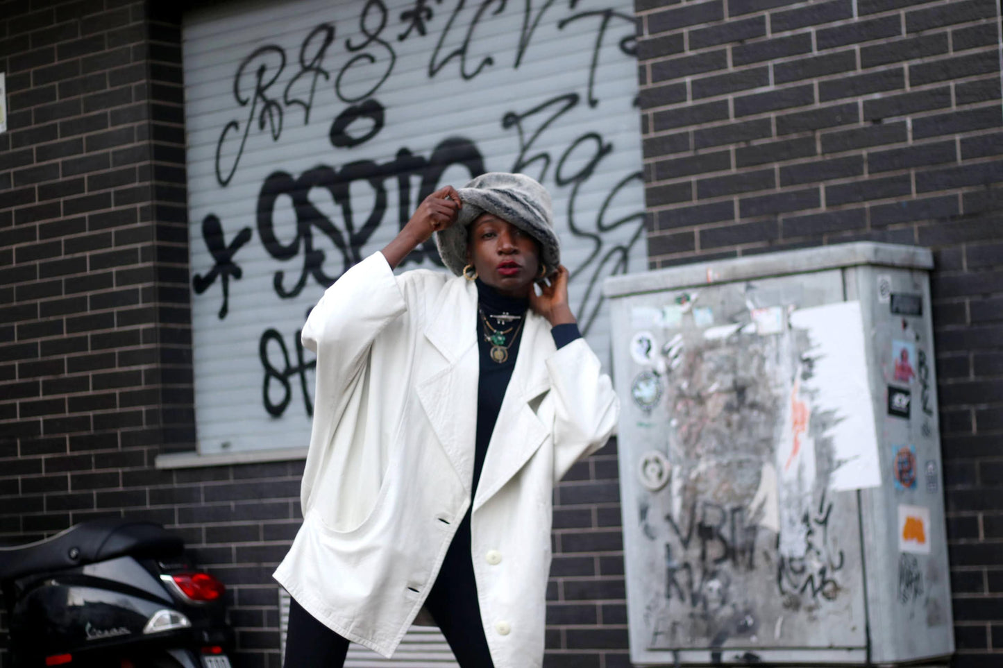 80s White Leather Jacket| Vintage Minimalist Women's Leather Blazer Coat| Oversized Street style Winter Coat